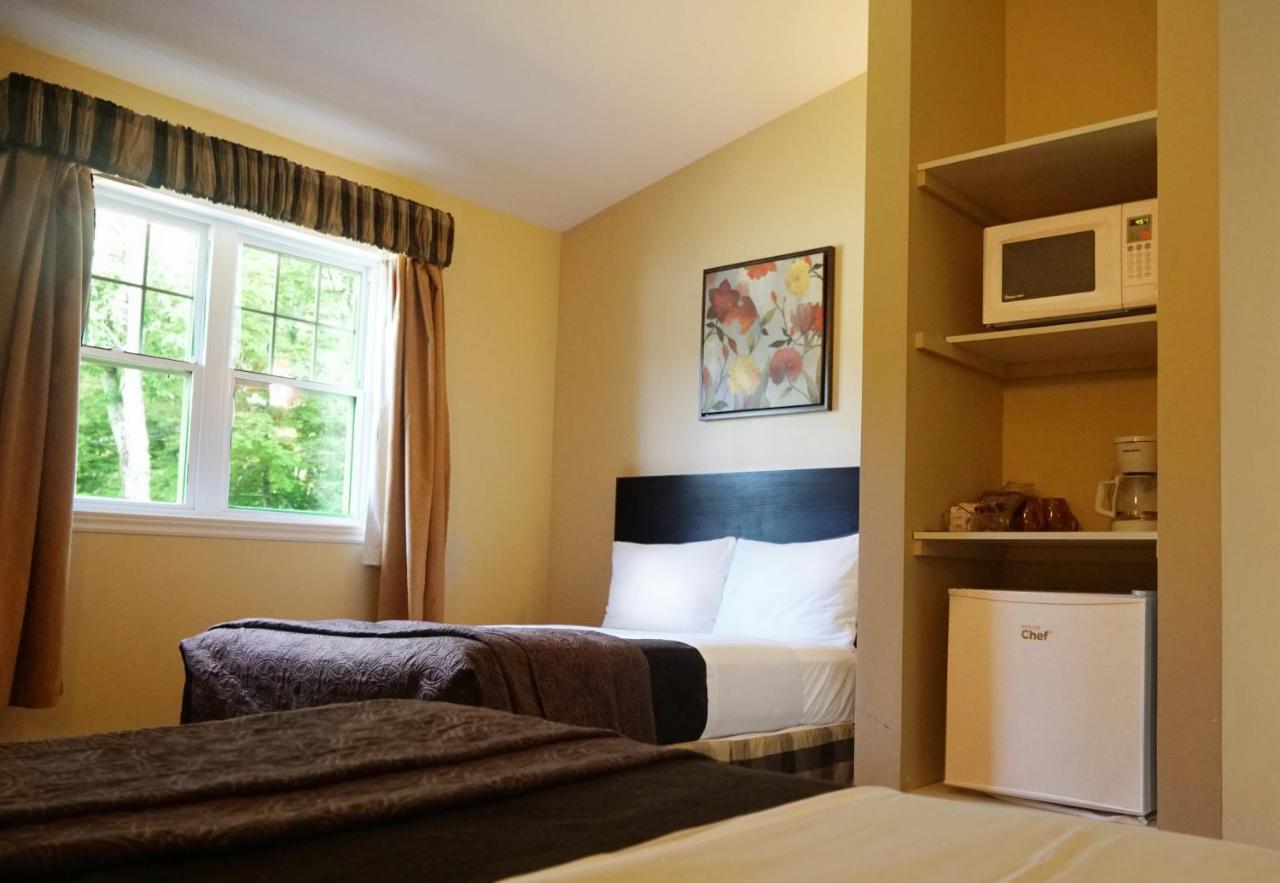 Motel Des Cedres Sherbrooke Eksteriør bilde