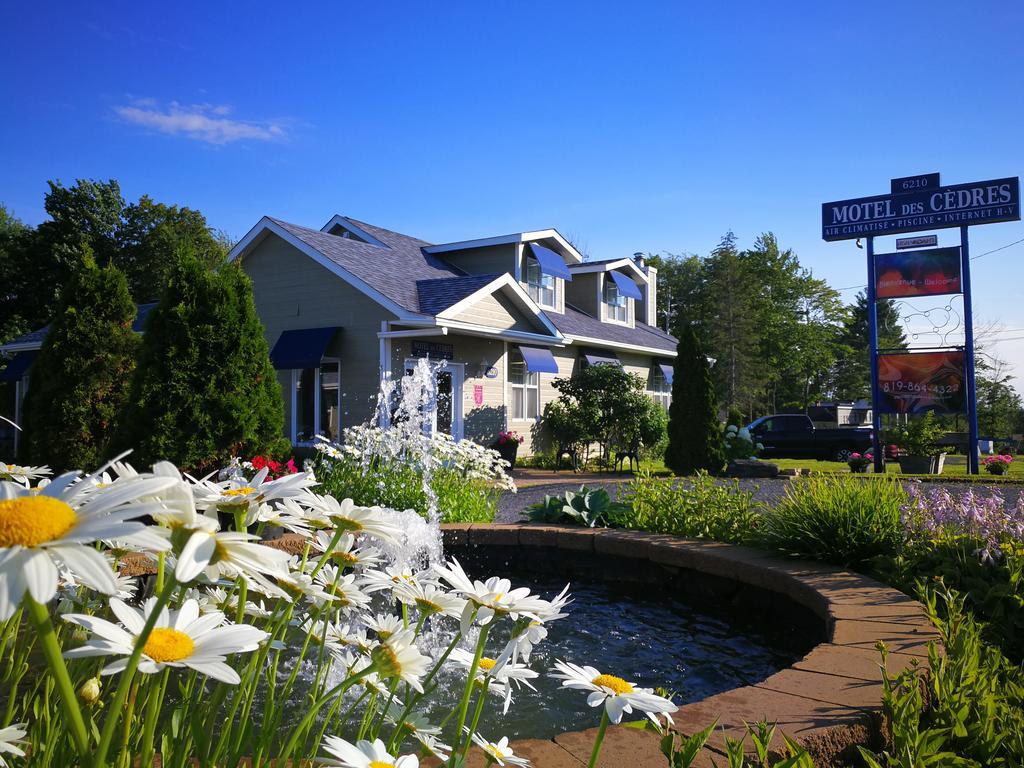 Motel Des Cedres Sherbrooke Eksteriør bilde