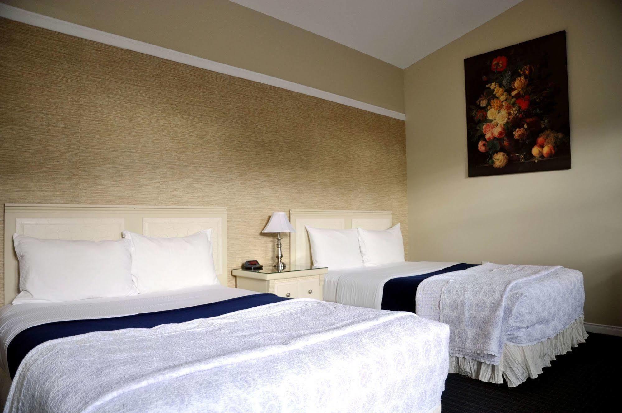 Motel Des Cedres Sherbrooke Eksteriør bilde